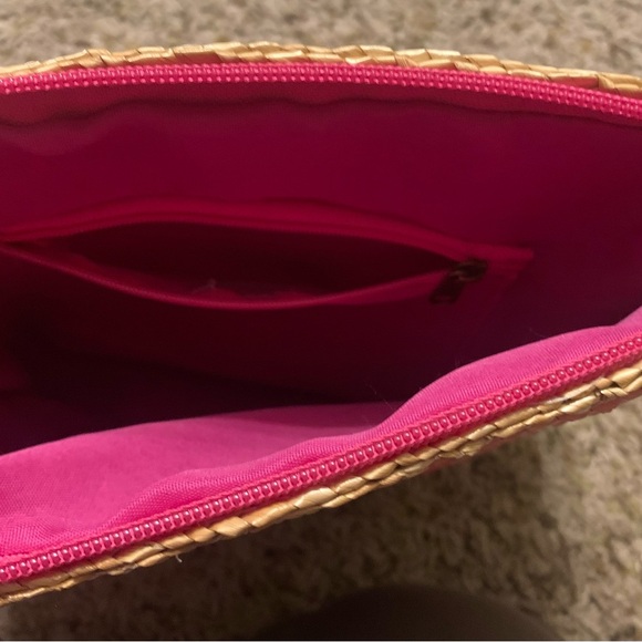 NWT Cruise Club pink/tan striped summer straw crossbody with corded/beaded strap - Picture 7 of 10